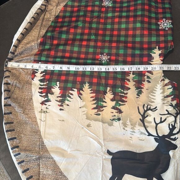Christmas Tree Skirt Mat Plaid with Trees Reindeer & Snowflakes 47” NEW - Picture 11 of 11